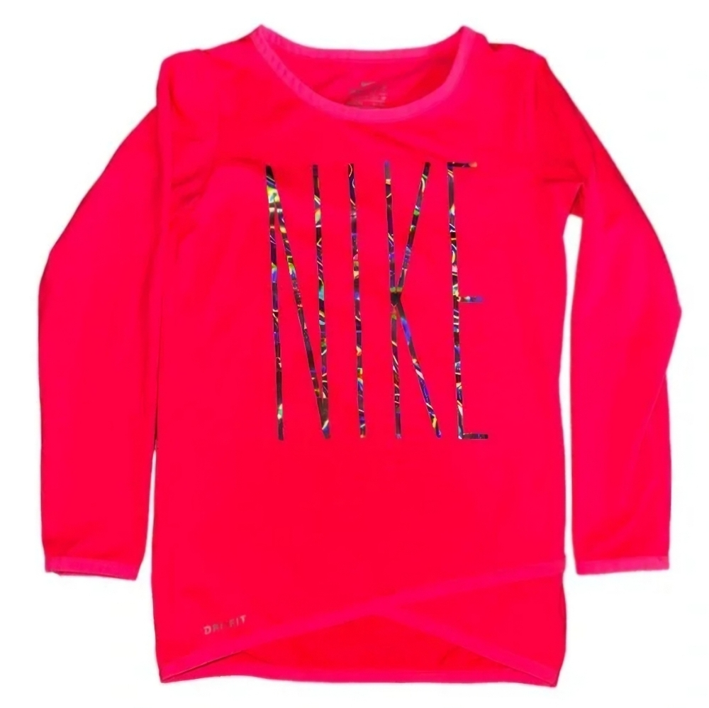 Nike Kids Long Sleeve Shirt in Vibrant Pink